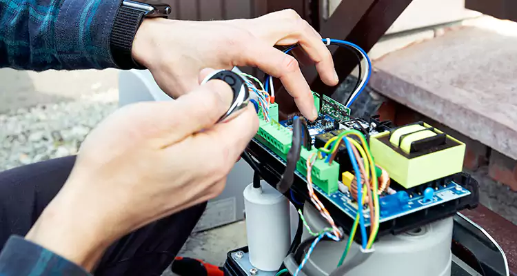 Automatic Driveway Gate Repair in Tallahassee, FL