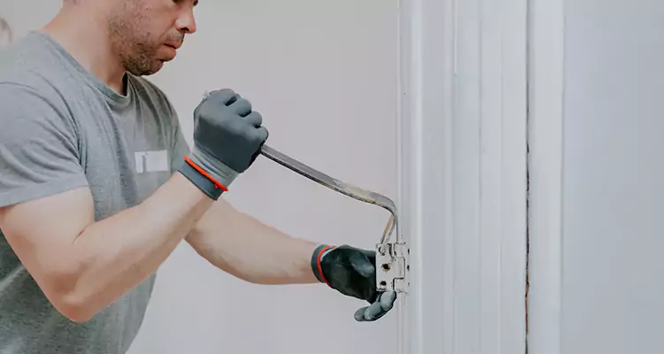 Cracked Door Jamb Repair in Tallahassee, FL