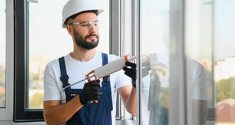 Retractable Screens Repair for Patio in Tallahassee, FL