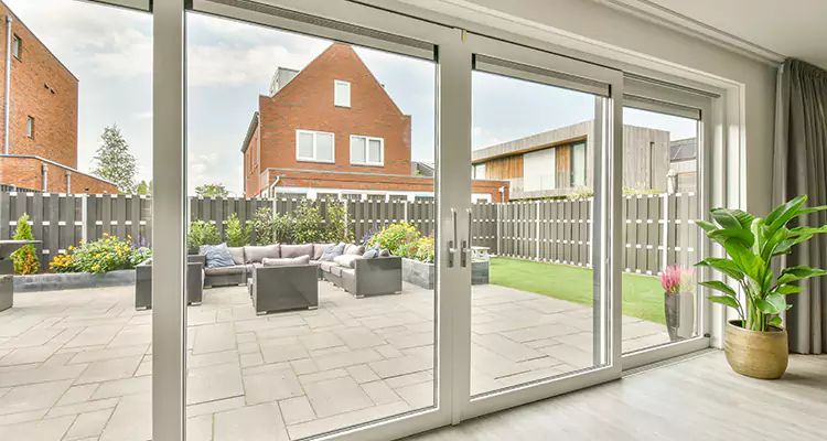 Best Sliding Screen Door Replacement Company in Tallahassee, FL