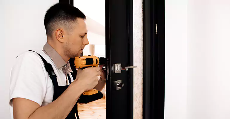 Aluminum Storefront Doors Repair in Tallahassee, FL