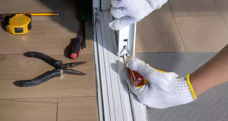 Closet Sliding Door Track Repair in Tallahassee, FL