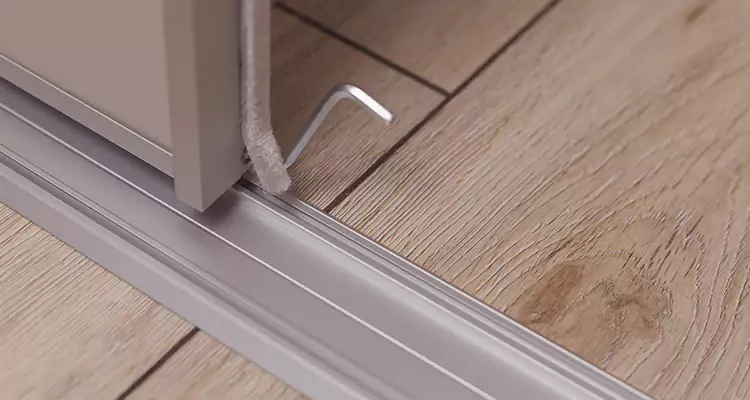 Squeaky Sliding Door Repair in Tallahassee, FL