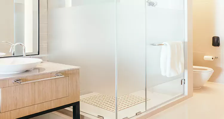 Expert Shower Door Fix and Repair in Tallahassee, FL