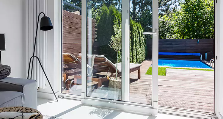 Fixing A Sliding Screen Door Roller in Tallahassee, FL