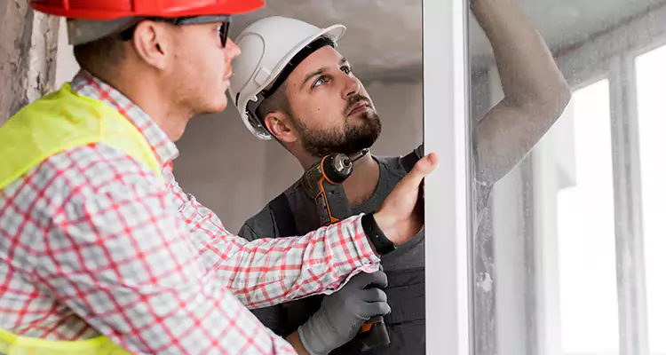 Vertical Crank Out Windows Repair in Tallahassee, FL